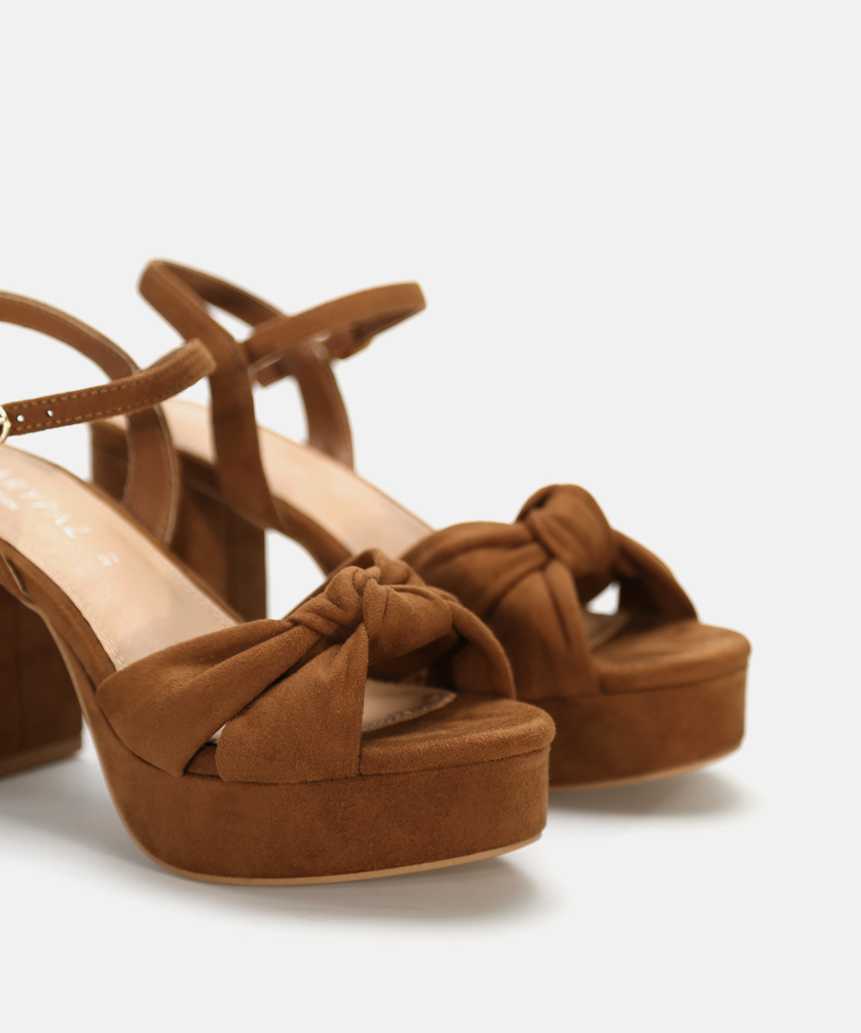 Sand&aacute;lia esparto tiras entran&ccedil;adas image number null